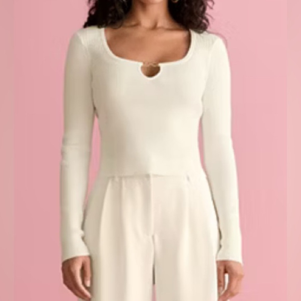 Bold Elements X Ally Brooke Women’s Long Sleeve Cropped Form Fitting White Shirt